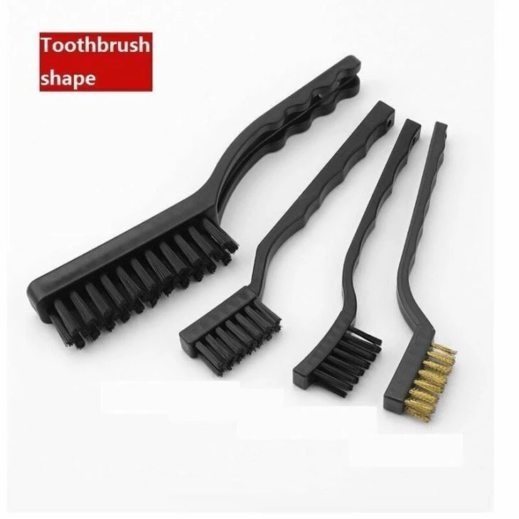 Static Dissipative Brushes
